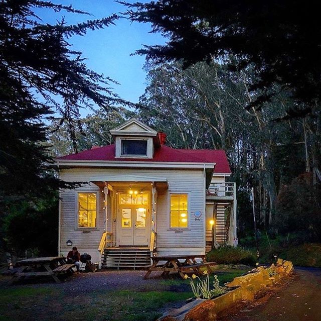 https://www.hiusa.org/wp-content/uploads/2020/03/hi-marin-headlands-hostel.jpg